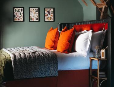 Double Room with Spa Bath