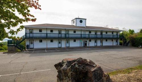 Two Kings Ocean View Building