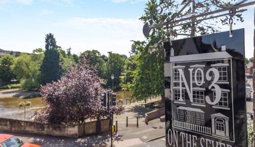 Seven-Bedroom Holiday Home