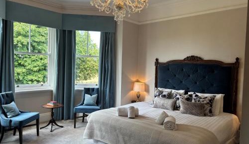 Deluxe Double Room with Bath