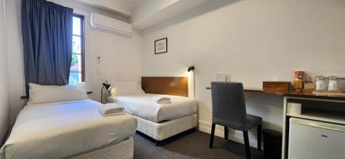 Twin Room with Bathroom