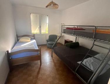 Mixed Dormitory Room