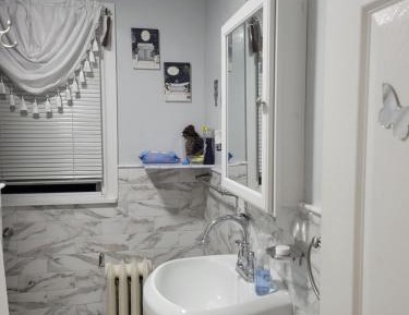 Double Room with Shared Bathroom