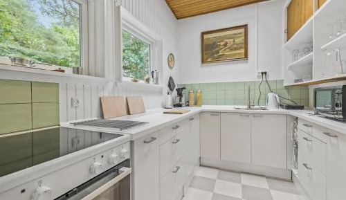 Three-Bedroom Vacation Home 