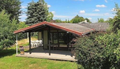 Three-Bedroom Vacation Home 
