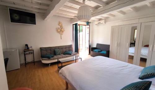 Quadruple Room with Terrace