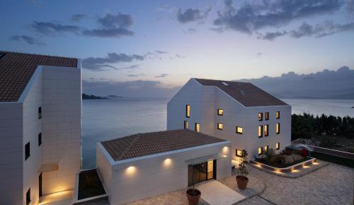 Premium 2 Bedroom Suite