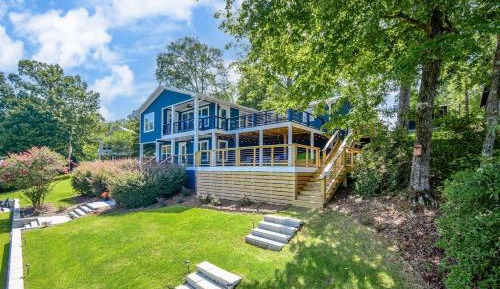 Four-Bedroom Vacation Home