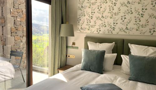 King Room with Garden View