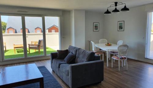 Apartment with Terrace