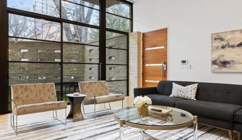 Three-Bedroom Vacation Home 
