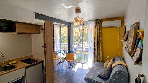 Studio with Balcony