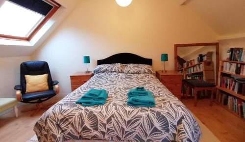 Double Room with Shared Bathroom