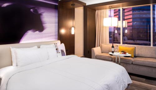 Guest Room, 1 King