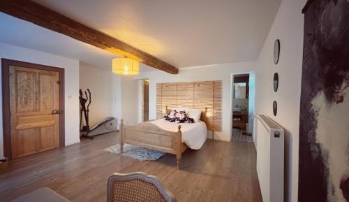 Double Room with Private Bathroom