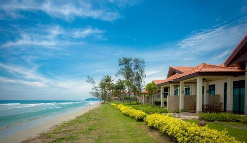 3 Bedrooms Sea Front Pool Villa