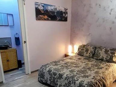 Double Room with Private Bathroom