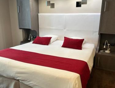 Double Room with Spa Bath