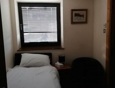 Single Room with Shared Bathroom