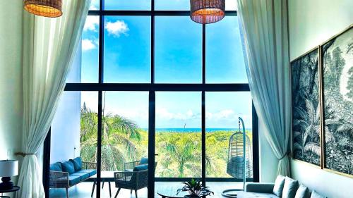 Three-Bedroom Apartment with Ocean View