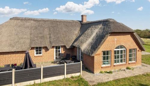 Six-Bedroom Holiday Home