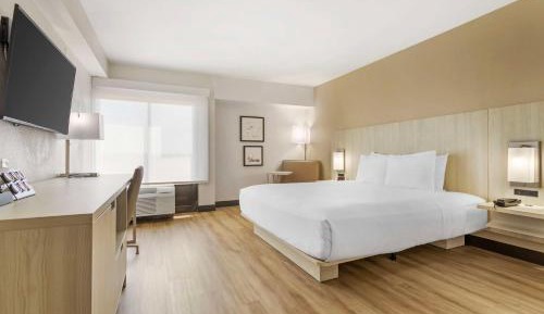 King Room - Disability Access/Non-Smoking