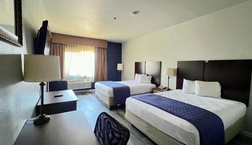 Double Room with Two Double Beds - Smoking