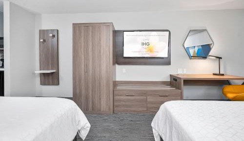 Double Room with Bath Tub - Disability Access 