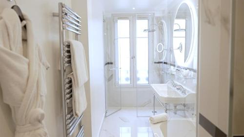 Prestige Suite - rue de la Paix View