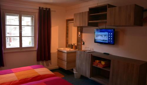 Double Room with Shared Bathroom