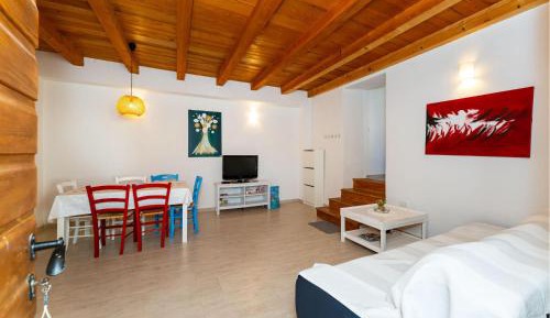 Three-Bedroom Vacation Home 
