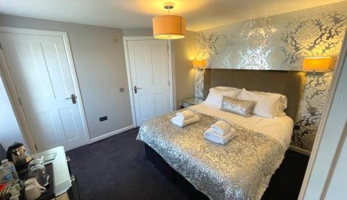 Deluxe Double or Twin Room with Sea View