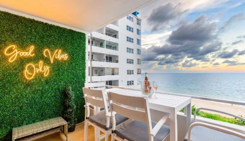 Two-Bedroom Apartment - Oceanfront 