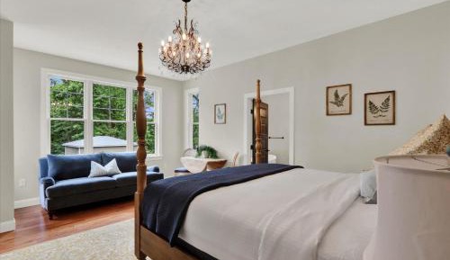 King Room with Spa Bath