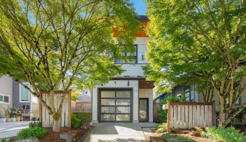 Three-Bedroom Townhouse