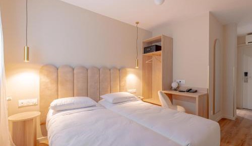 Comfort Twin Room