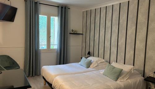 Traditional Twin Room