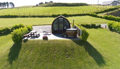 Standard Cabin with Hot Tub
