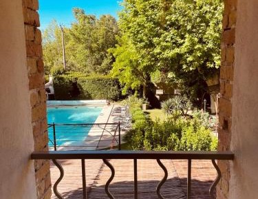 Queen Room with Pool View
