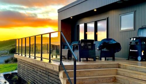 Three-Bedroom Holiday Home 