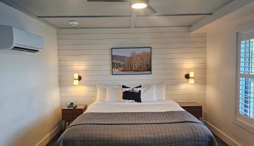 King Room with Lake View