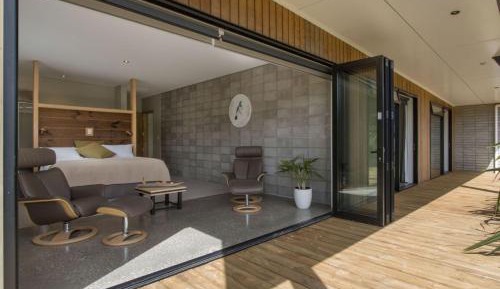 Deluxe Double Room with Bath