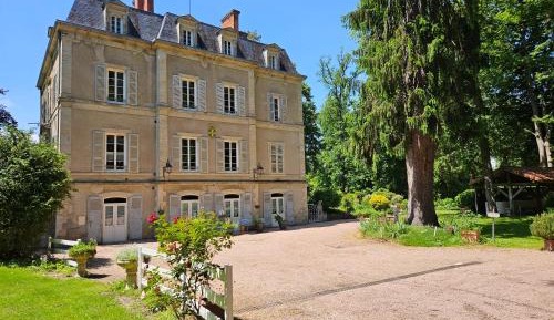 Deluxe Double Room with Shower