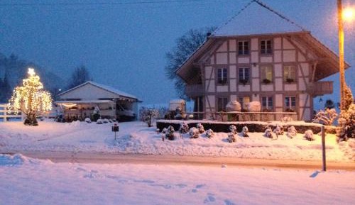 Standard Double Room with Shared Bathroom