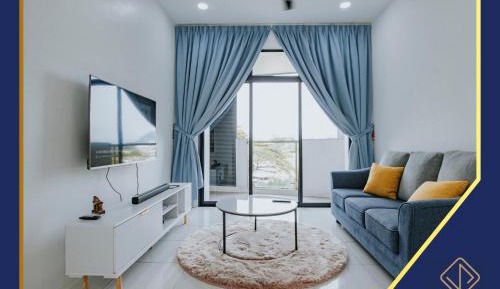 Three-Bedroom Apartment with Balcony