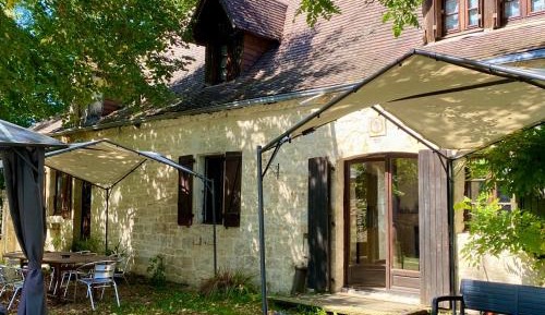 Queen Room with Garden View
