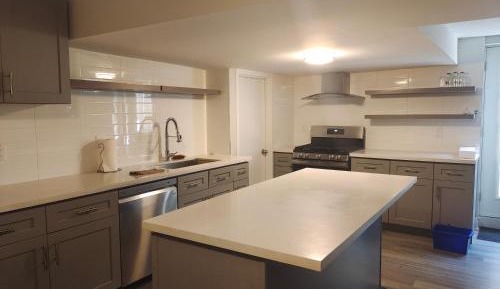 Quadruple Room with Private Bathroom