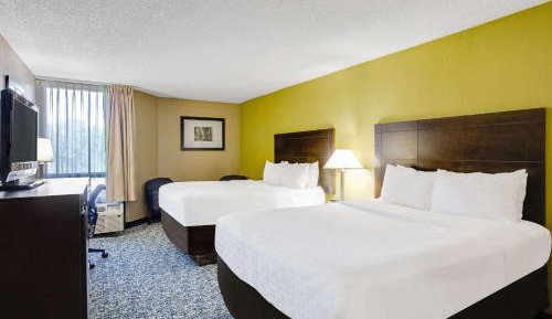 Queen Room with Two Queen Beds - Non-Smoking