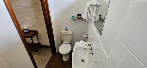 Double or Twin Room with Bathroom