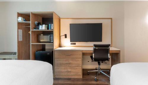 Double Room with Two Double Beds - Non-Smoking